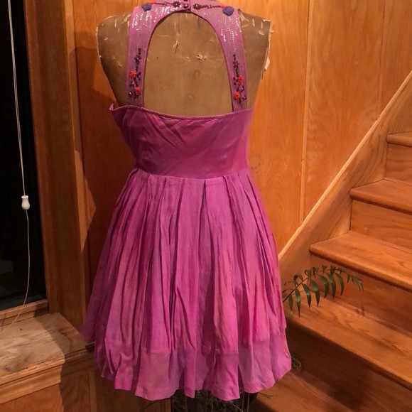 Dress - Picture 3 of 3